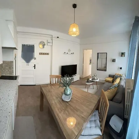 Bright And Renovated 2-room Apartment, Center Vitry-le-François