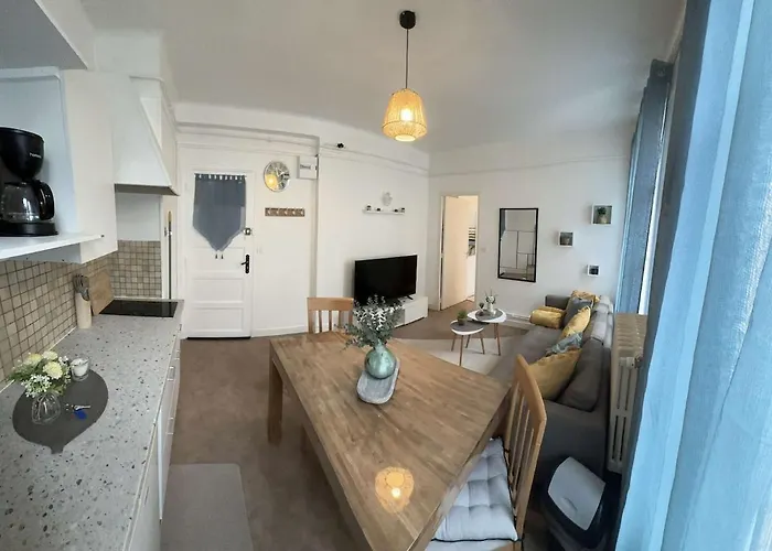 Bright And Renovated 2-room Apartment, Center Vitry-le-Francois